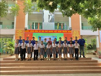 Bản tin PTC4: Chi đoàn TTĐHCM tuyên truyền “bảo vệ hành lang an toàn lưới điện cao cao áp” tại Trường Trung học cơ sở Tam Đông 1- xã Thới Tam Thôn – Huyện Hóc Môn