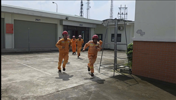 Tổ Sửa chữa thiết bị điện Đồng Nai tổ chức diễn tập phương án PCCC & CNCH năm 2025