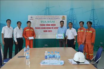 Hoạt động Tháng Công nhân và Tháng hành động về ATVSLĐ năm 2023, Công đoàn PTC4 đến thăm, tặng quà và tọa đàm trao đổi lắng nghe ý kiến của CNVCLĐ 