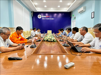 Truyền tải điện Thành phố Hồ Chí Minh tổ chức đối thoại tại nơi làm việc