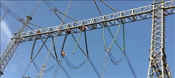 Truyền tải điện miền Tây 2 quyết tâm hoàn tất công trình thay sứ sân phân phối 500kV tại trạm 500kV Duyên Hải